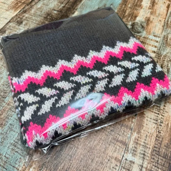 Women’s “American Eagle Outfitters” Winter Scarf | #S18 - Picture 5 of 6